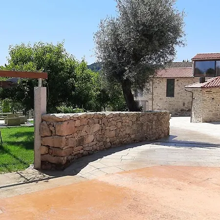 O Fogon Casa Ferrador Ribeira Sacra Lejlighed