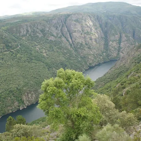 O Fogon Casa Ferrador Ribeira Sacra Apartment *