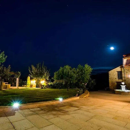 O Fogon Casa Ferrador Ribeira Sacra * Sober