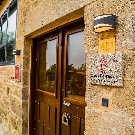 O Fogon Casa Ferrador Ribeira Sacra * Sober