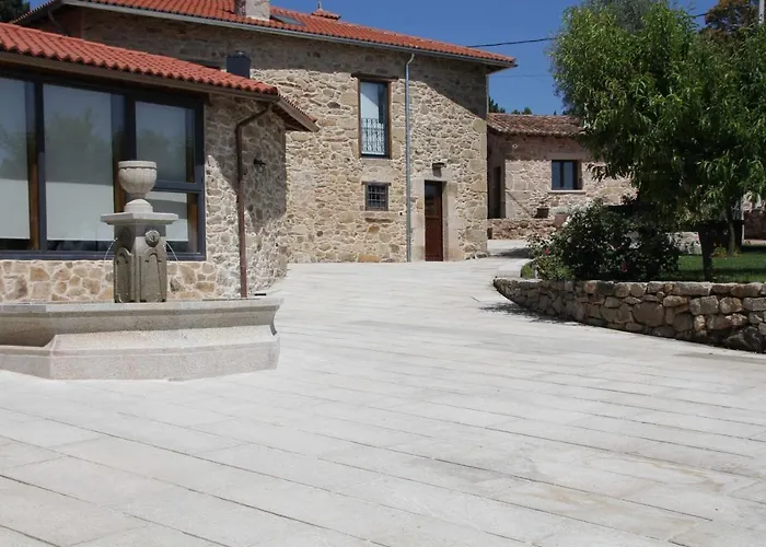 O Fogon Casa Ferrador Ribeira Sacra